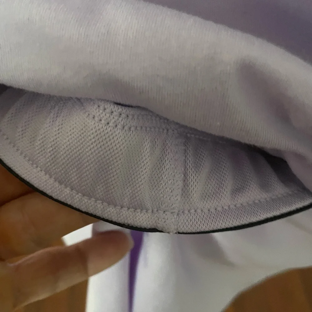 NWT Under Amor sports outfit T shirt/Shorts lavender Size Large - Picture 6 of 9